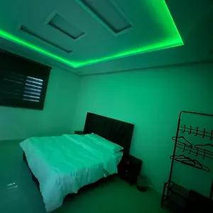 شقه غرفه وصاله مريحه شقة