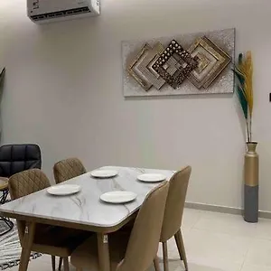 انيقة نوفا الملقا شقة